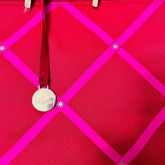Estee Lauder Red and Pink Cosmetic Case women’s Bag - Picture 5 of 5